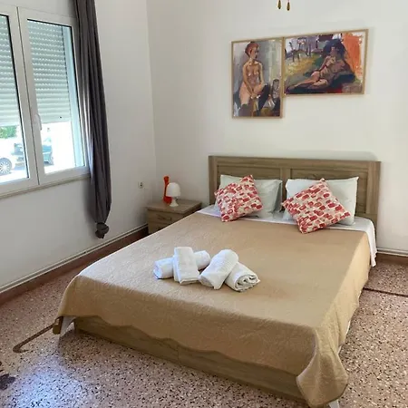 Chania Center Flat דירה